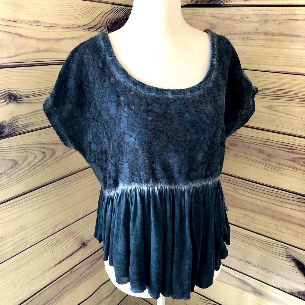 Jessica Simpson Navy Blue Short Sleeve Peplum Top Size Small